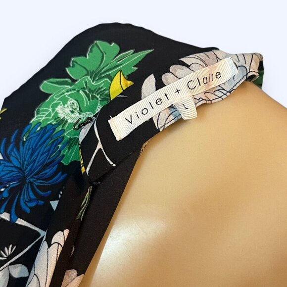 VIOLET + CLAIRE Large Floral Print Sleeveless Blouse Top Keyhole Lined Shirt - Picture 5 of 5